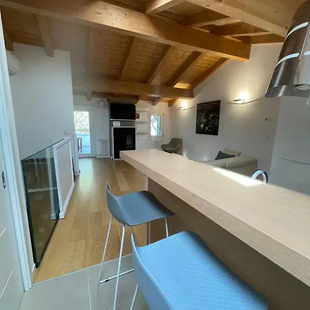 Casa Calle Pescheria アパート